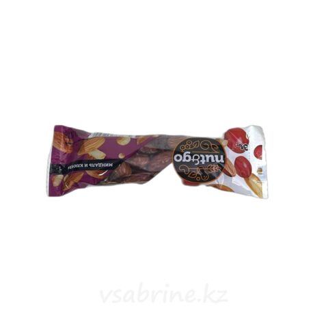 Шоколадный батончик Nut&Go со вкусом миндаль и клюква 36 гр