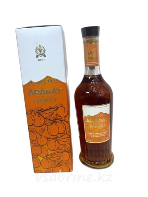 Коньяк Ararat Apricot 30% 0.5л
