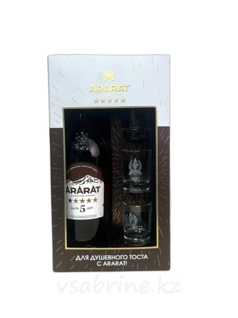 Коньяк Армянский Арарат 5 Летний 40% 0.7л