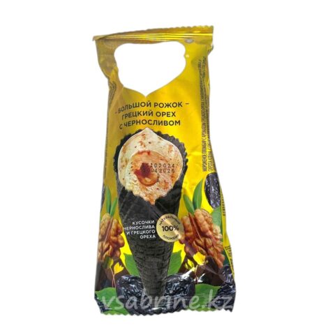Мороженое Bahroma Большой рожок пломбир с грецким орехом и черносливом.