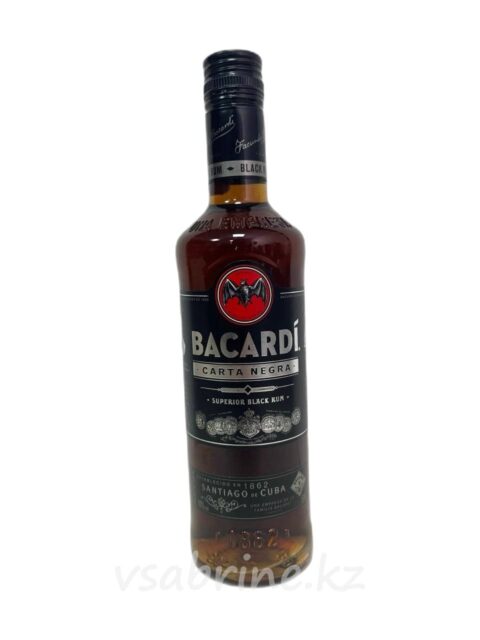 Ром Bacardi Black темный 40% 0.5л ст/б
